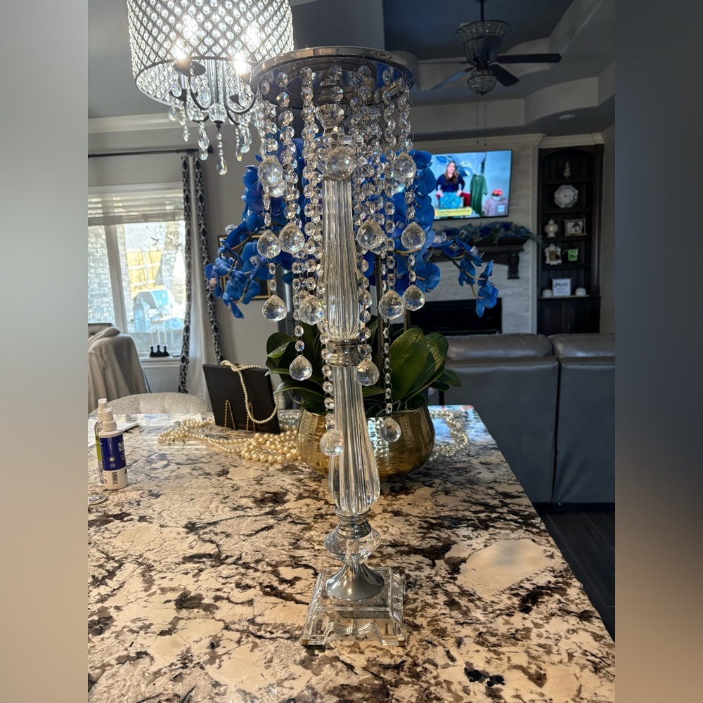 GLAM PLANT OR OBJECT D’ART PEDESTAL STAND
